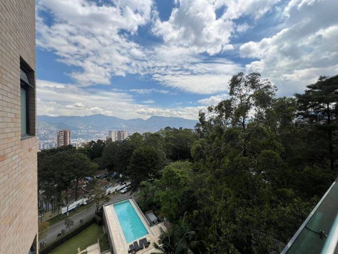 Apartamento de 3 alcobas en arriendo en Los Balsos, Medellín, 180 m² · foto 18 de 20