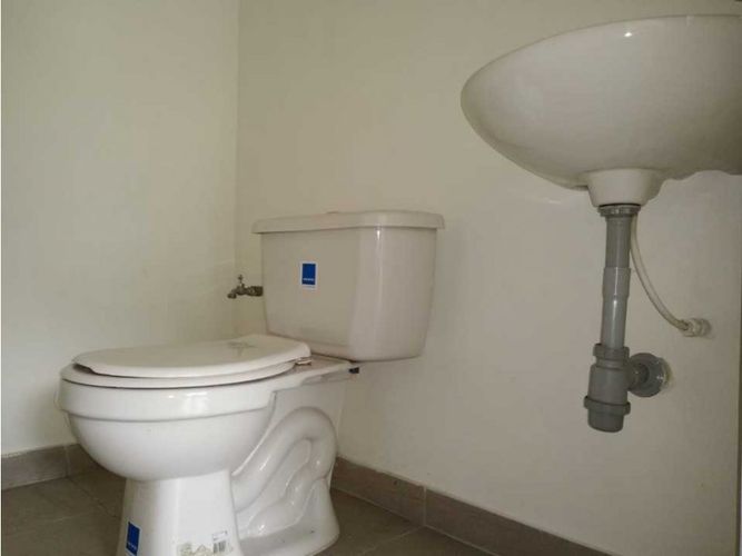Local en venta en La Castilla, Manizales, 15 m² · foto 7 de 10