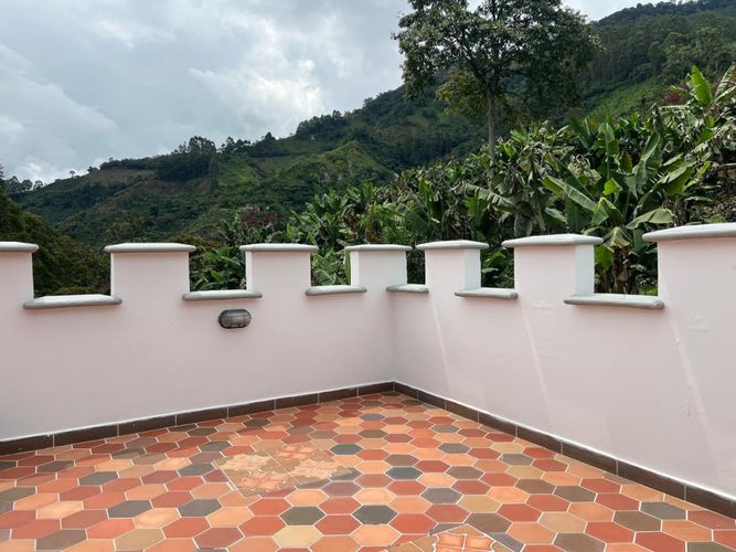 Finca en venta en San Diego, Medellín, 2000 m² · foto 7 de 9