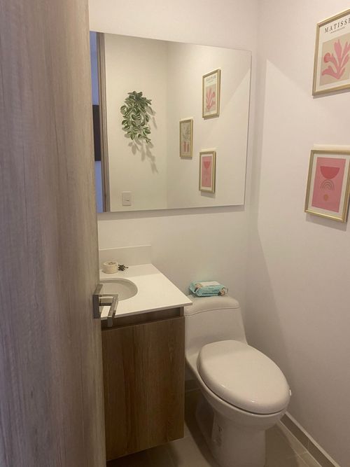 Apartamento en venta en El Poblado, Medellín · foto 3 de 12