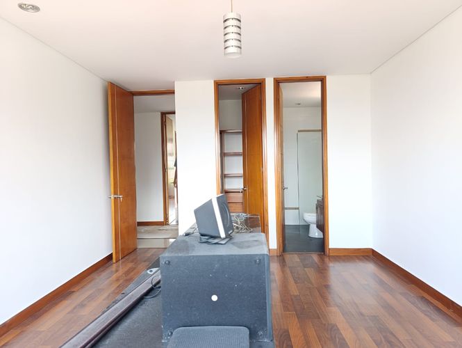 Apartamento de 3 alcobas en venta en El Poblado, Medellín, 195 m² · foto 11 de 16