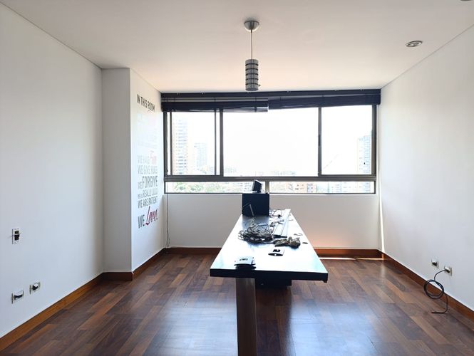 Apartamento de 3 alcobas en venta en El Poblado, Medellín, 195 m² · foto 10 de 16