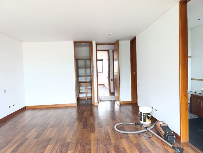 Apartamento de 3 alcobas en venta en El Poblado, Medellín, 195 m² · foto 8 de 16
