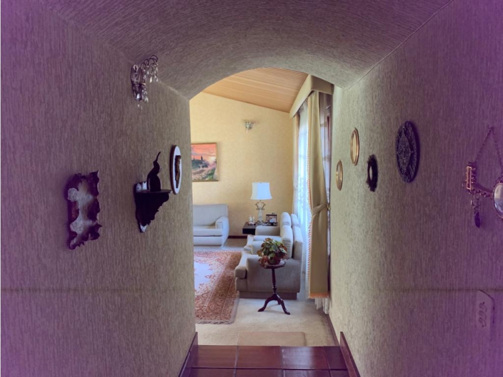 Casa en venta en El Contador, Bogotá · foto 8 de 20