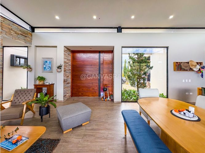 Casa de 4 alcobas en venta en Pantanillo, Rionegro, 280 m² · foto 6 de 22