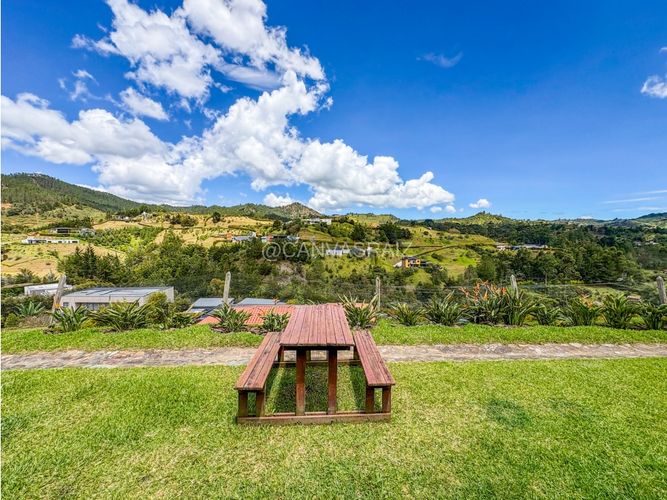 Casa de 4 alcobas en venta en Pantanillo, Rionegro, 280 m² · foto 9 de 22