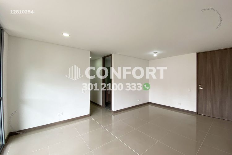Apartamento de 3 alcobas en arriendo en Vegas De La Doctora, Sabaneta, 79 m² · foto 3 de 19