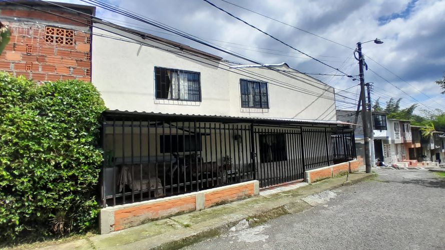 Casa de 3 alcobas en venta en La Patria, Armenia, 80 m² · foto 3 de 14