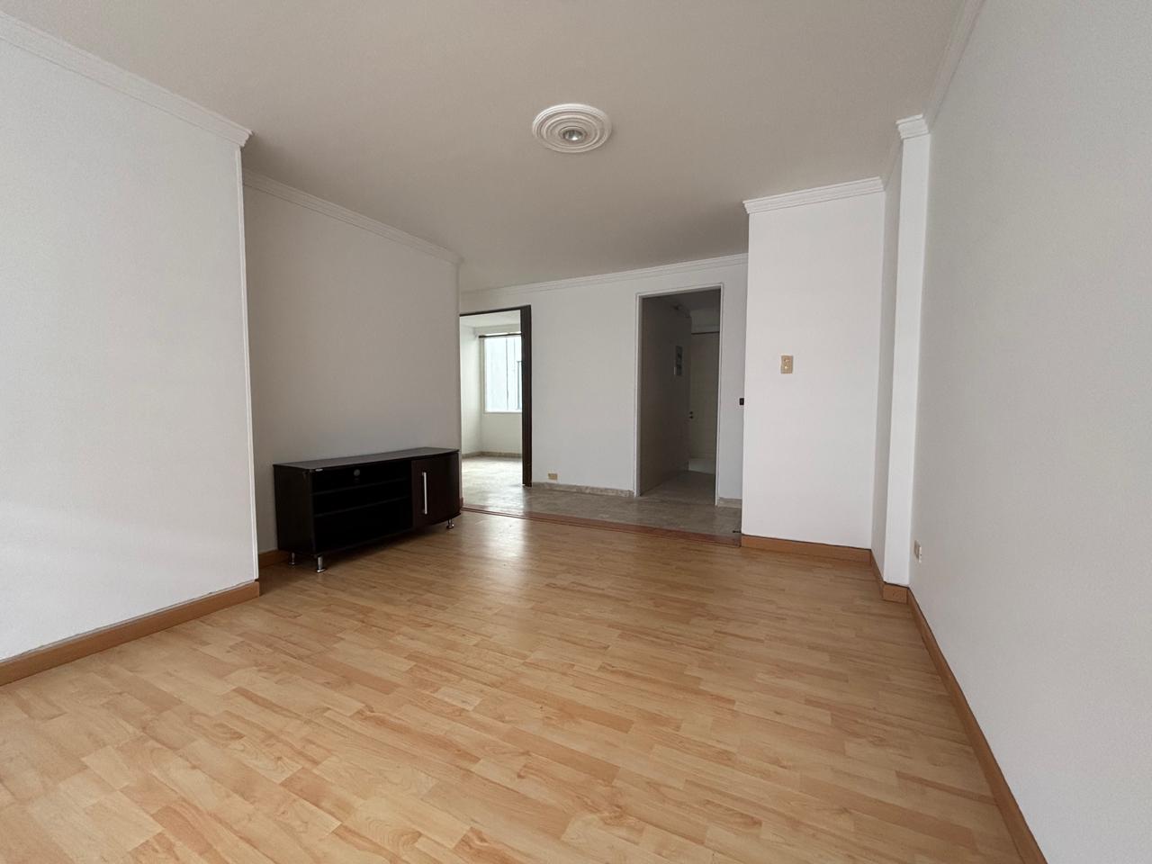 Apartamento en venta en Santa Barbara, Bogotá · foto 4 de 14