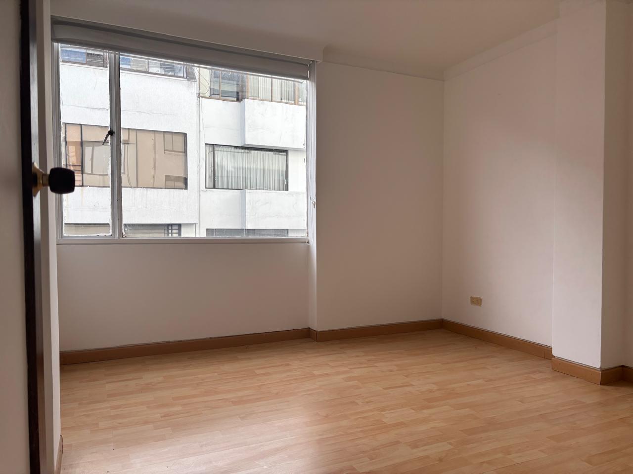 Apartamento en venta en Santa Barbara, Bogotá · foto 9 de 14