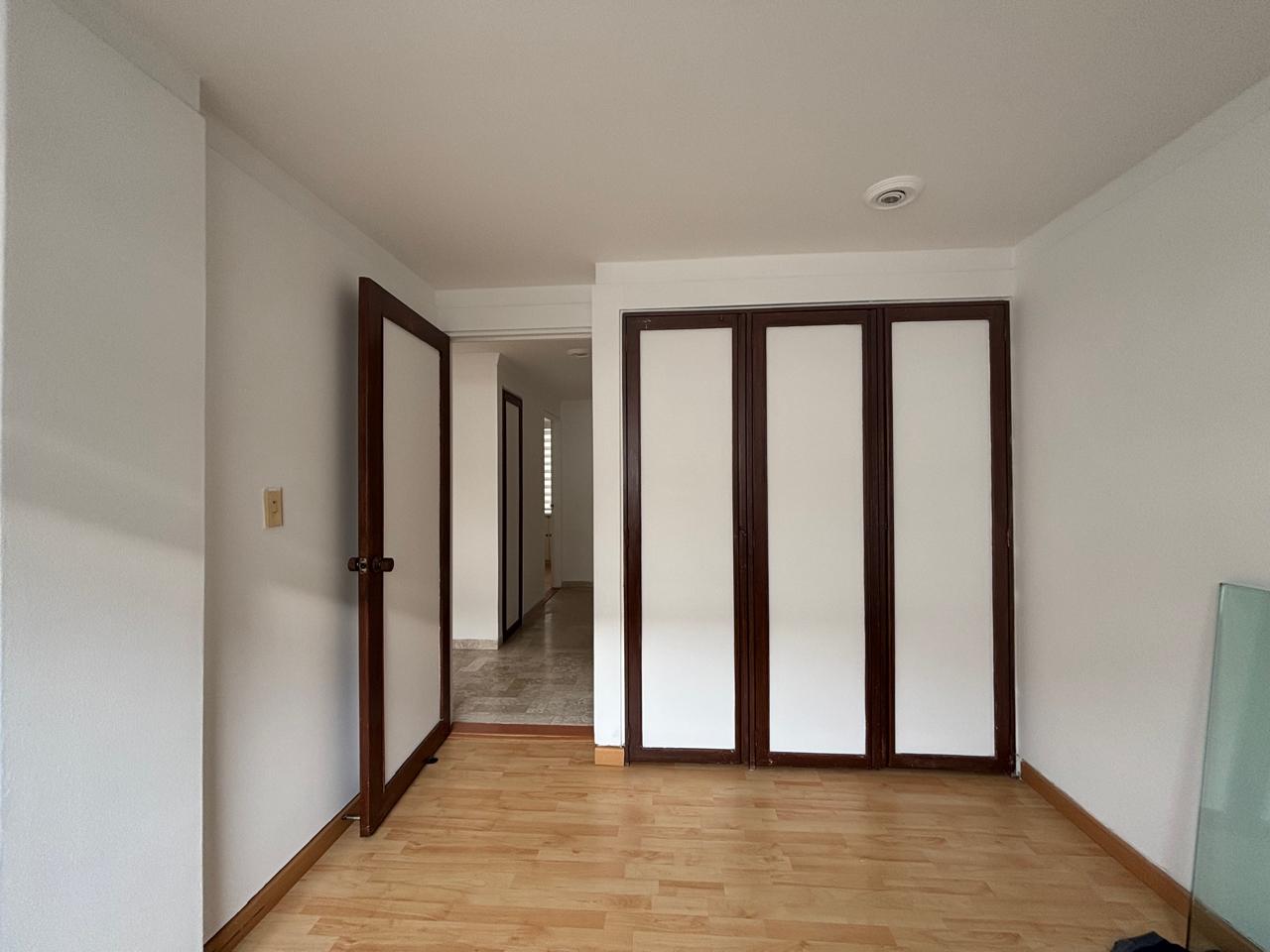 Apartamento en venta en Santa Barbara, Bogotá · foto 10 de 14