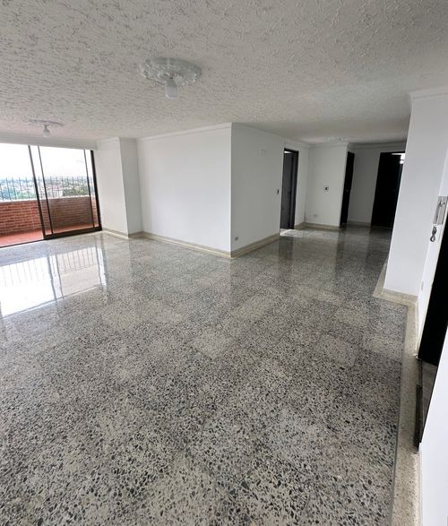 Apartamento en venta en Eucaristico, Cali · foto 4 de 7