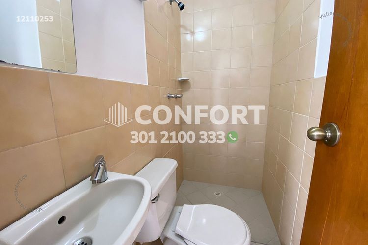 Apartamento de 4 alcobas en arriendo en Conquistadores, Medellín, 198 m² · foto 16 de 24