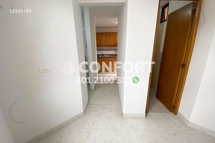 Apartamento de 4 alcobas en arriendo en Conquistadores, Medellín, 198 m² · foto 17 de 24