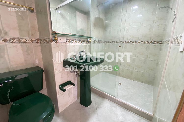 Apartamento de 4 alcobas en arriendo en Conquistadores, Medellín, 198 m² · foto 22 de 24