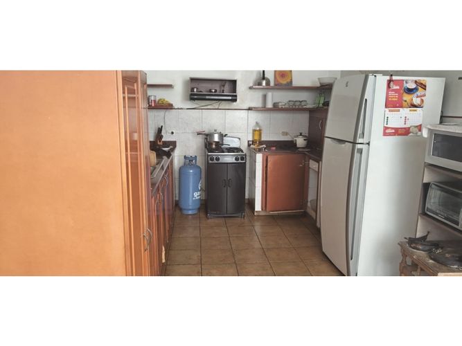 Edificio en venta en Prado, Medellín, 769 m² · foto 5 de 13