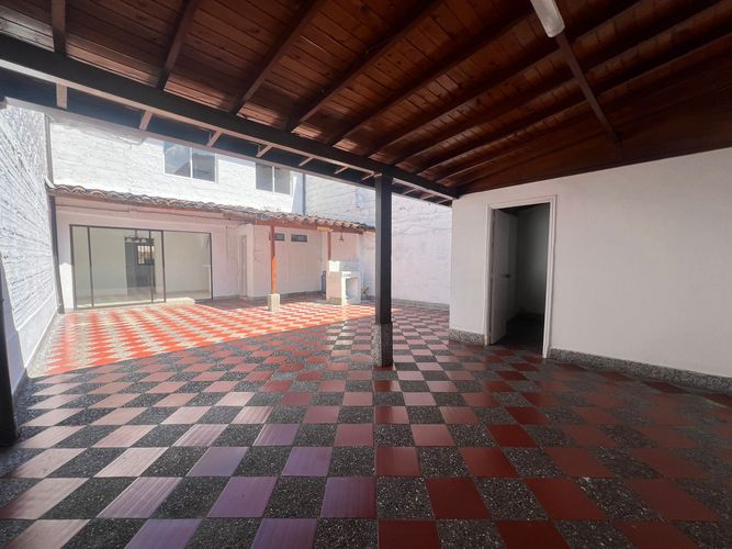 Local en venta en Loma Del Chocho, Envigado, 50 m² · foto 13 de 17