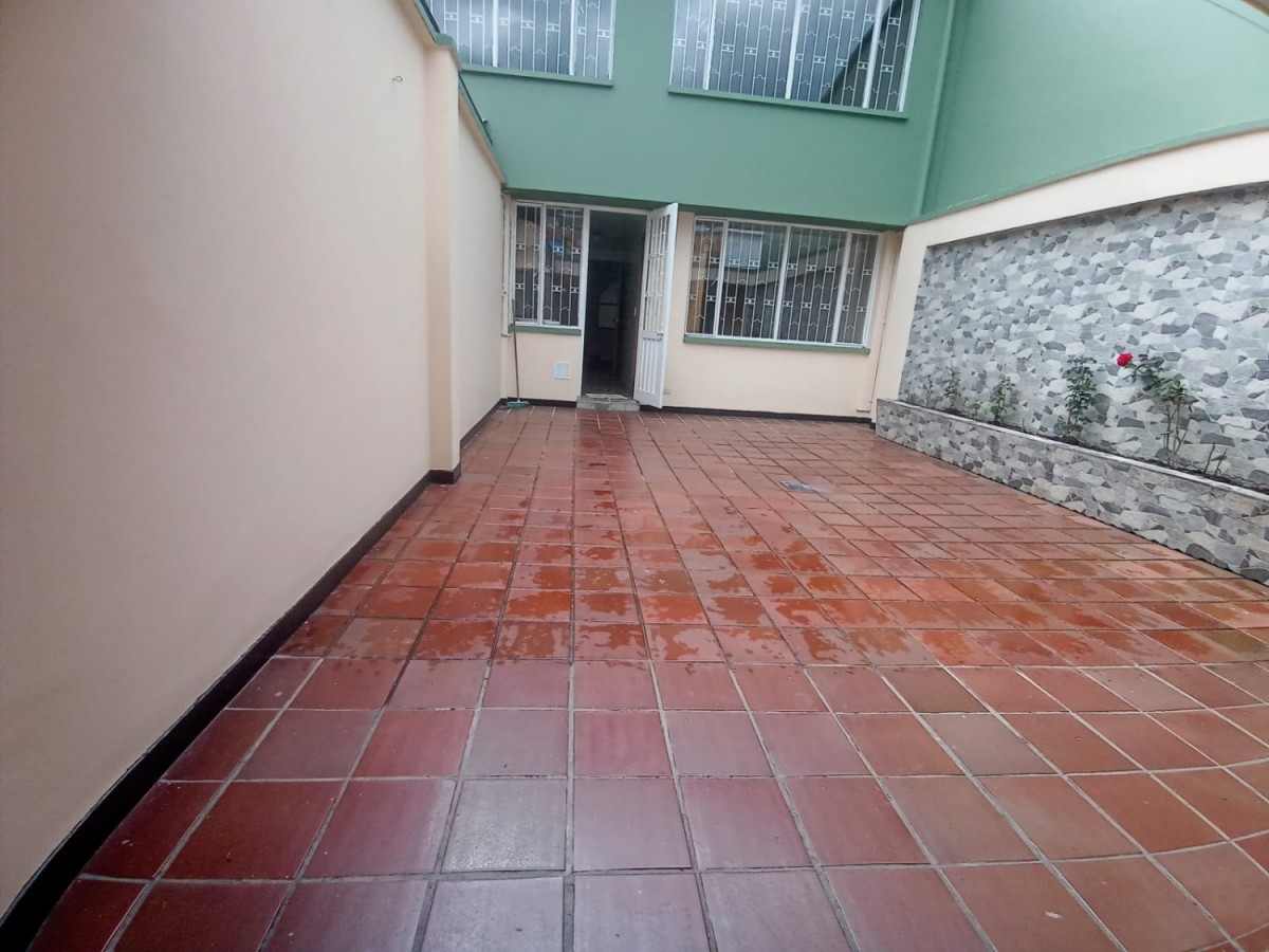 Casa en venta en Normandia, Bogotá · foto 15 de 24