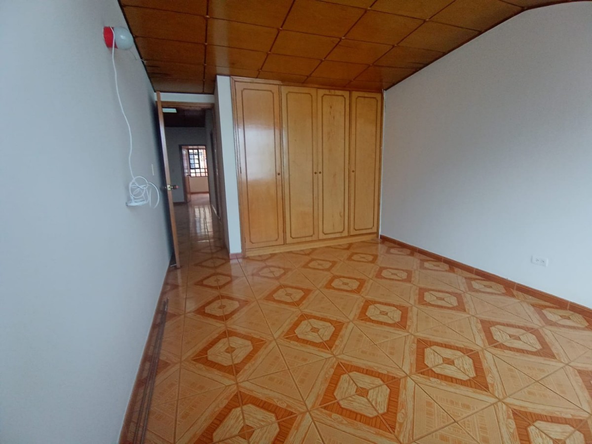 Casa en venta en Normandia, Bogotá · foto 19 de 24