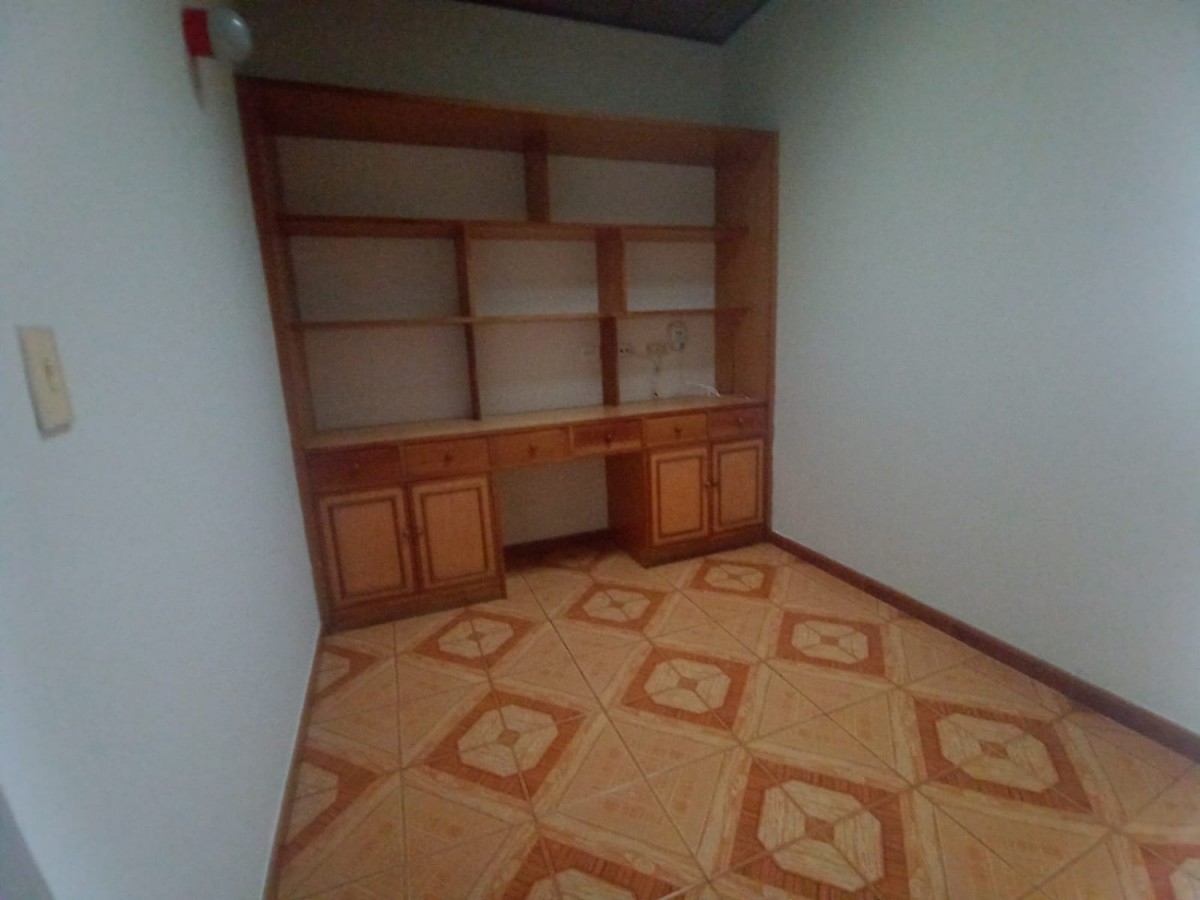 Casa en venta en Normandia, Bogotá · foto 21 de 24