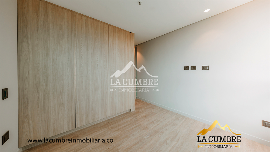 Apartamento en venta en Loma Del Escobero, Envigado · foto 9 de 15