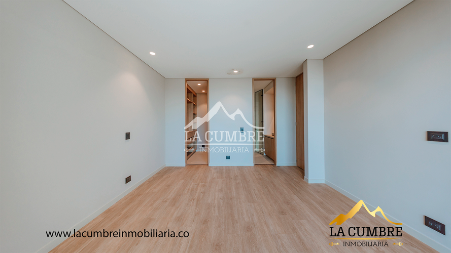 Apartamento en venta en Loma Del Escobero, Envigado · foto 10 de 15