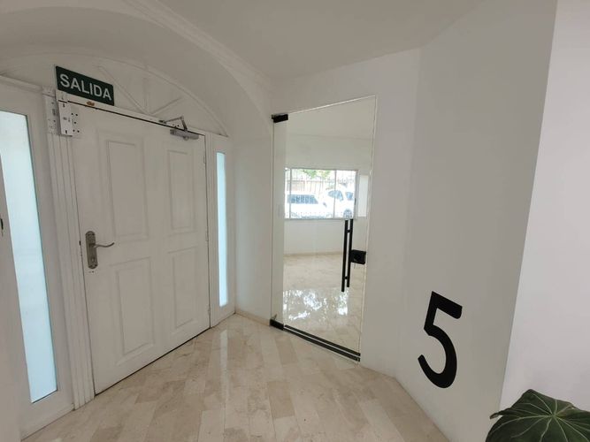Oficina en arriendo en Ciudad Jardin, Cali, 21 m² · foto 17 de 24