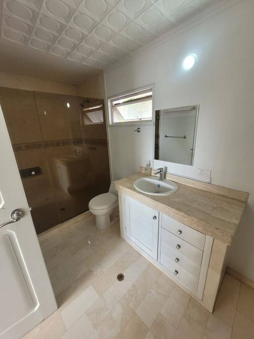 Oficina en arriendo en Ciudad Jardin, Cali, 21 m² · foto 23 de 24
