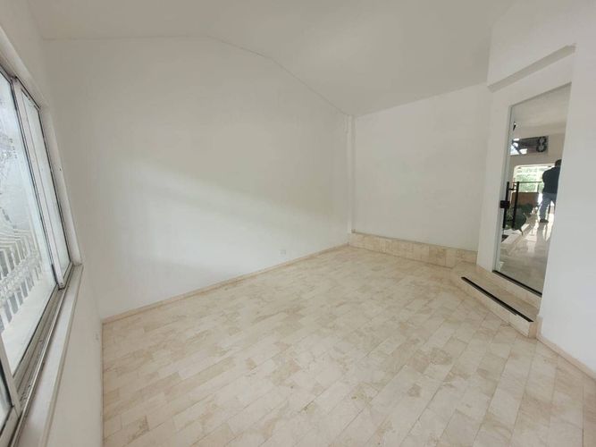 Oficina en arriendo en Ciudad Jardin, Cali, 21 m² · foto 24 de 24