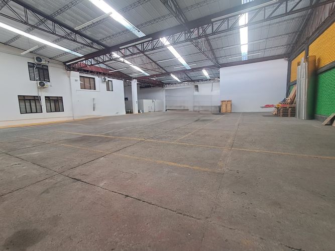 Bodega en arriendo en Conjunto Cerrado Zapan, Dosquebradas, 1200 m² · foto 12 de 12