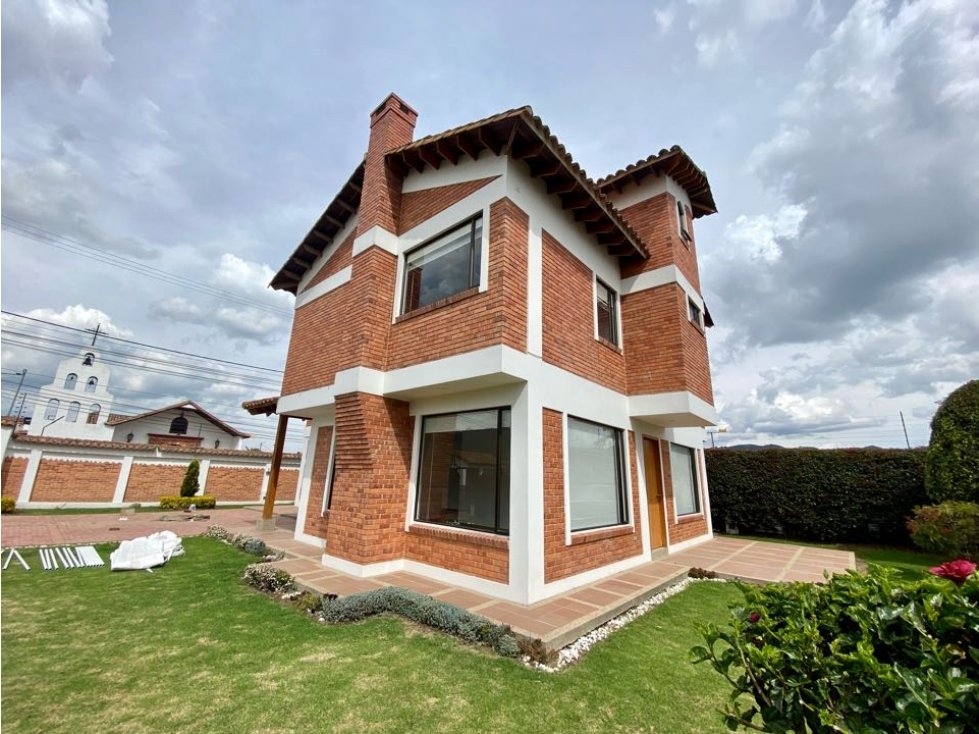 Casa en venta en Rio Grande, Cajicá · foto 2 de 24