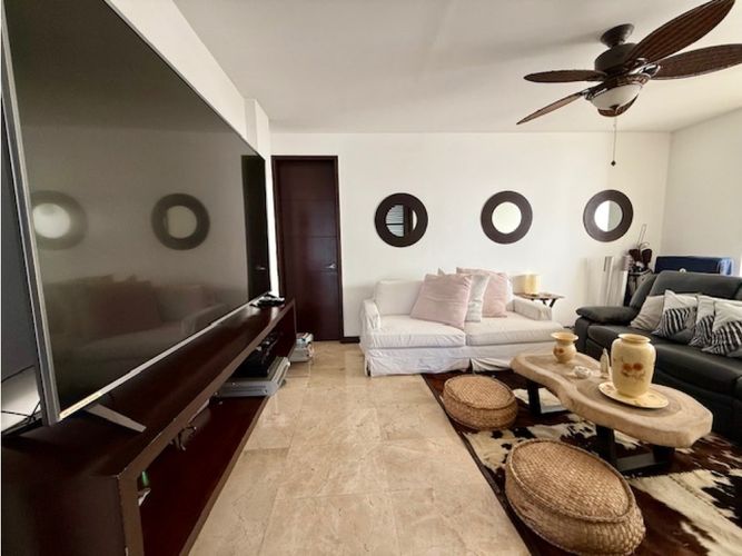 Casa de 5 alcobas en venta en Santa Isabel, Cali, 487 m² · foto 11 de 23