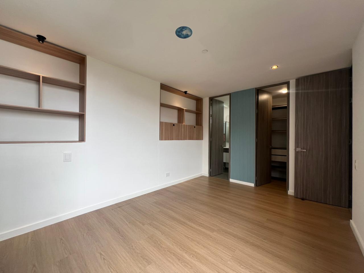 Apartamento en arriendo en La Pradera, Envigado · foto 7 de 15