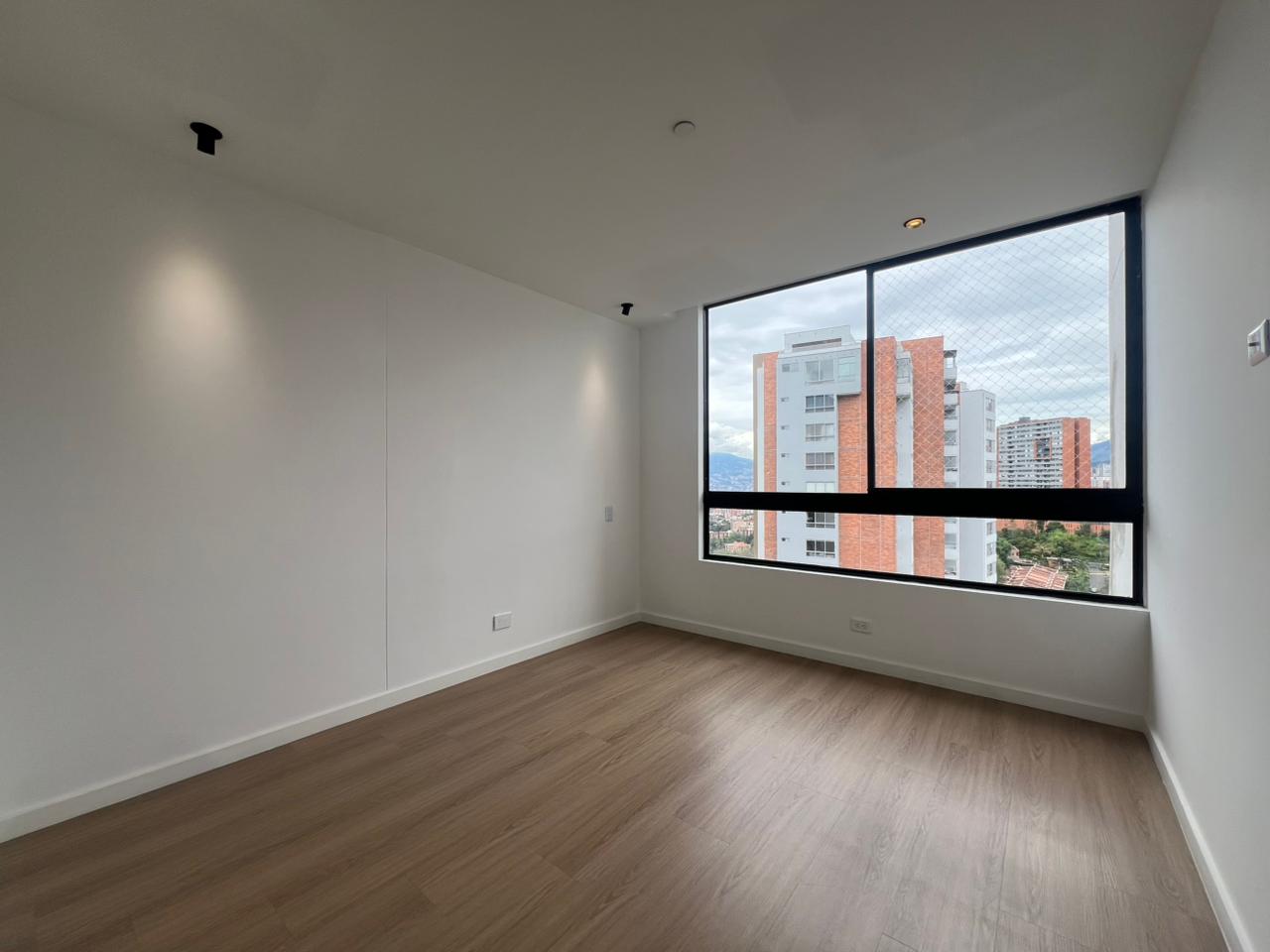 Apartamento en arriendo en La Pradera, Envigado · foto 10 de 15