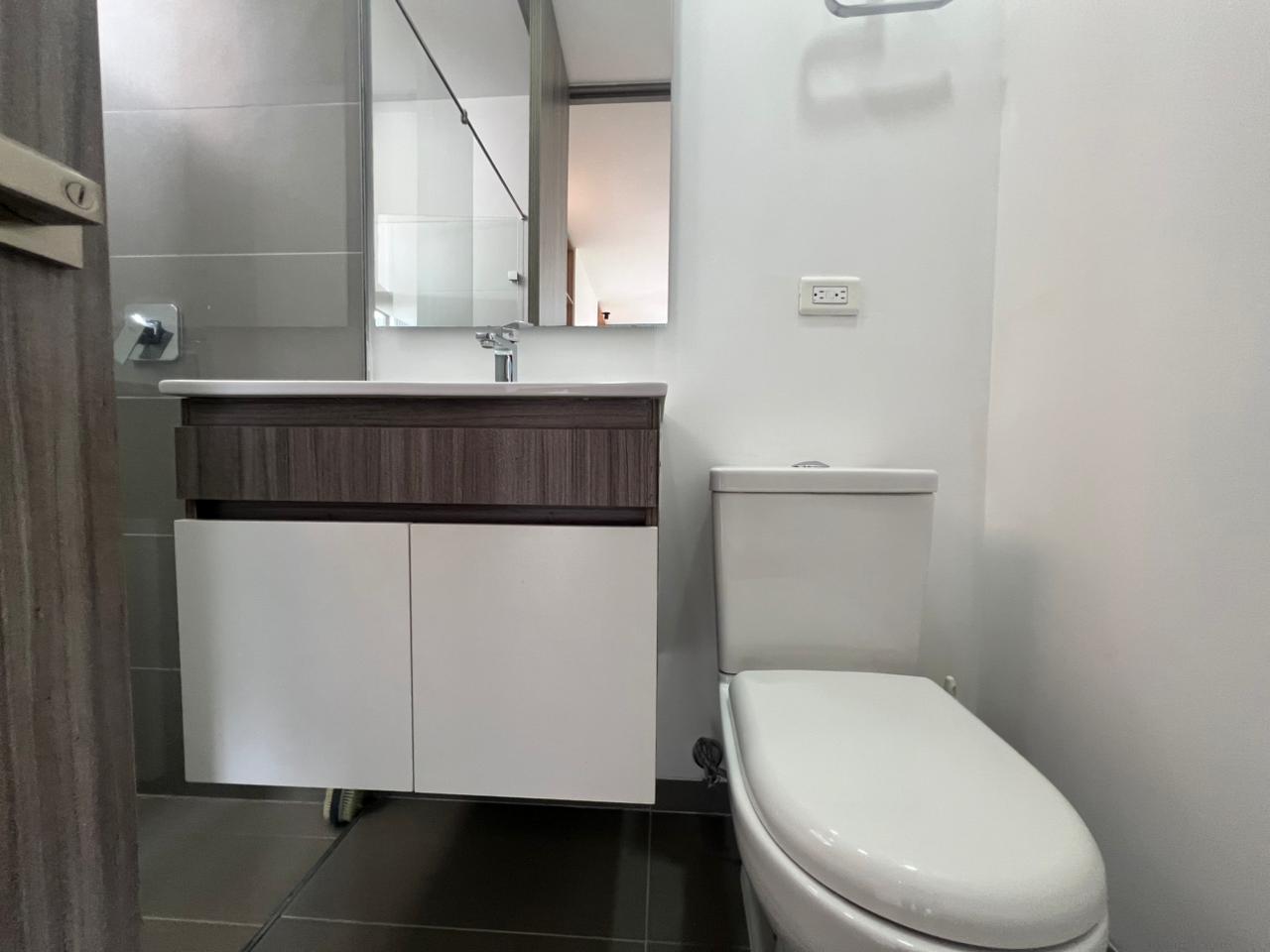 Apartamento en arriendo en La Pradera, Envigado · foto 14 de 15