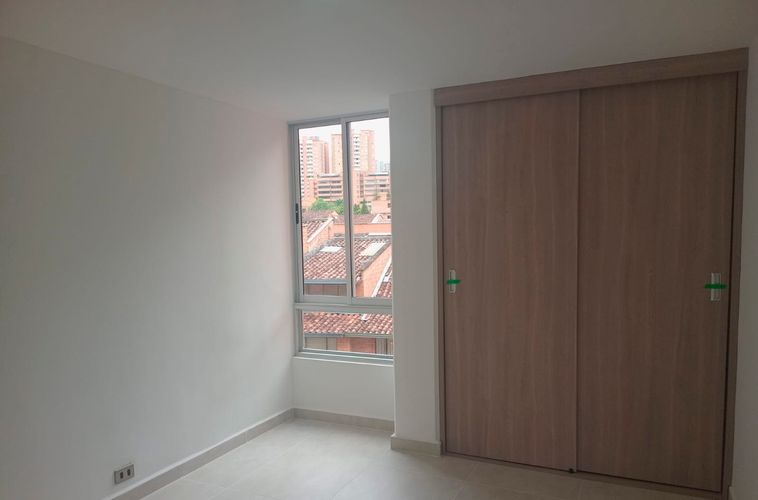Apartamento de 3 alcobas en arriendo en El Poblado, Medellín, 100 m² · foto 12 de 16