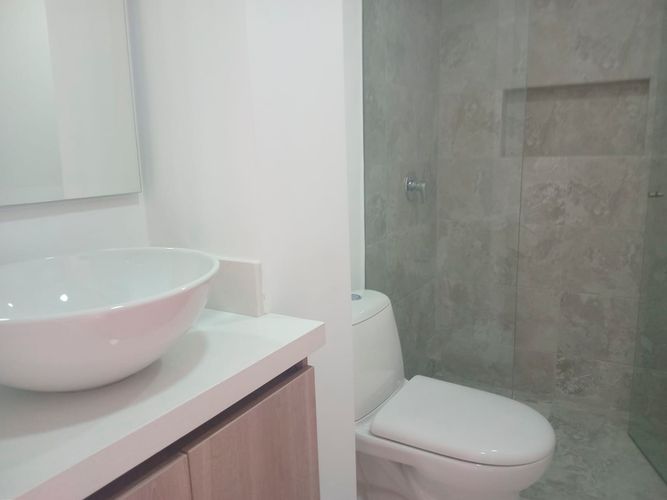 Apartamento de 3 alcobas en arriendo en El Poblado, Medellín, 100 m² · foto 16 de 16