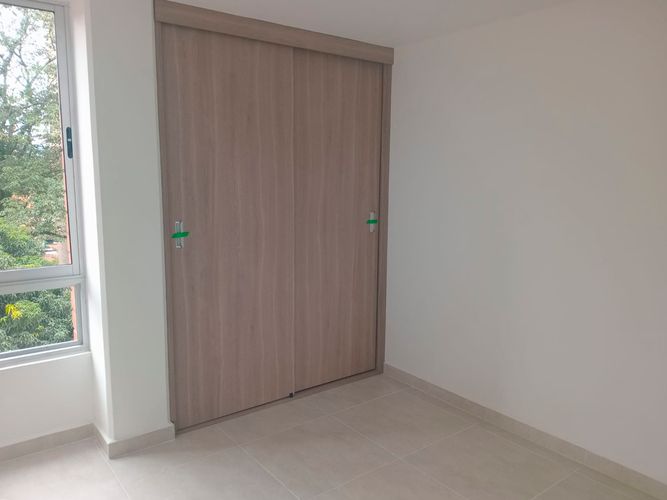 Apartamento de 3 alcobas en arriendo en El Poblado, Medellín, 100 m² · foto 13 de 16
