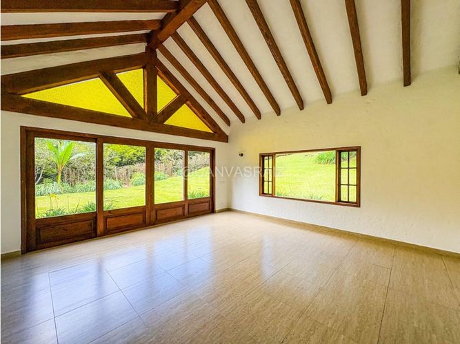 Casa de 7 alcobas en venta en Don Diego, El Retiro, 470 m² · foto 9 de 19