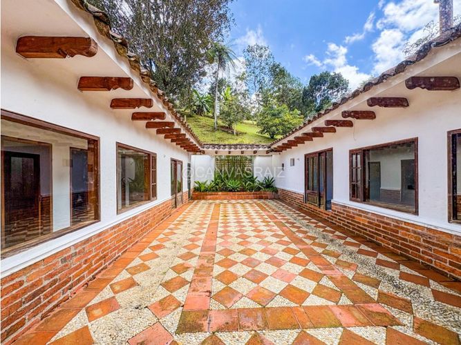 Casa de 7 alcobas en venta en Don Diego, El Retiro, 470 m² · foto 11 de 19