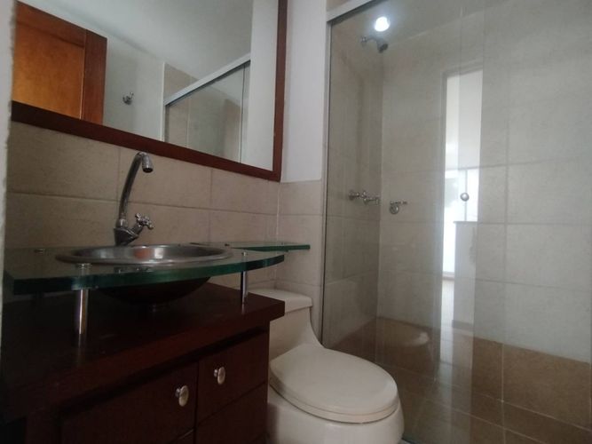 Apartamento de 3 alcobas en arriendo en El Poblado, Medellín, 117 m² · foto 4 de 23