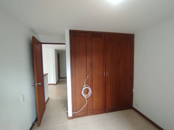 Apartamento de 3 alcobas en arriendo en El Poblado, Medellín, 117 m² · foto 6 de 23