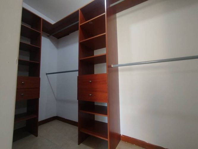 Apartamento de 3 alcobas en arriendo en El Poblado, Medellín, 117 m² · foto 18 de 23