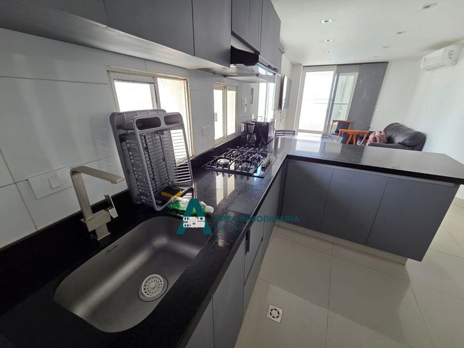 Apartamento de 1 alcoba en venta en El Laguito, Cartagena, 61 m² · foto 7 de 18