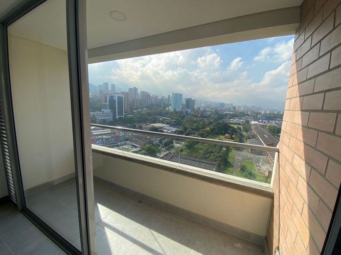 Apartamento de 1 alcoba en arriendo en Simesa, Medellín, 52 m² · foto 12 de 12