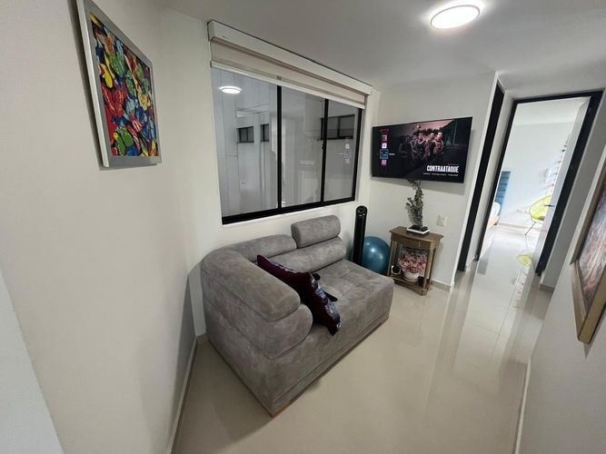 Apartamento de 3 alcobas en venta en Cr. Serrania Del Hato, Piedecuesta, 90 m² · foto 6 de 21