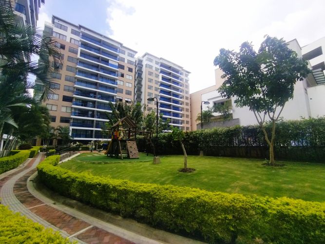 Apartamento de 3 alcobas en venta en Cr. Serrania Del Hato, Piedecuesta, 90 m² · foto 15 de 21