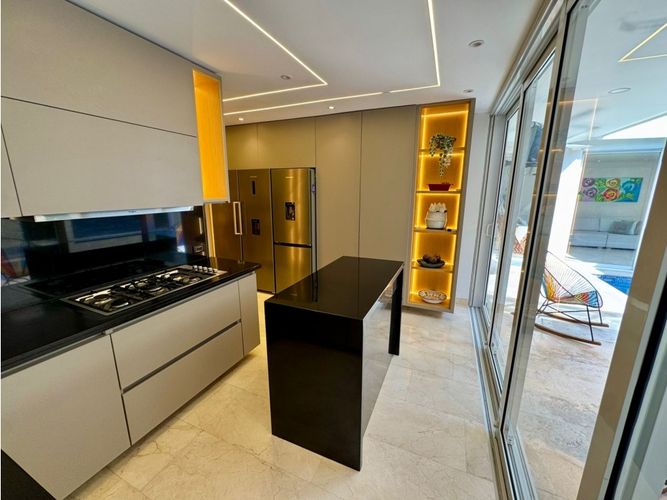 Casa de 4 alcobas en venta en Cr.La Castellana, Barranquilla, 450 m² · foto 8 de 24