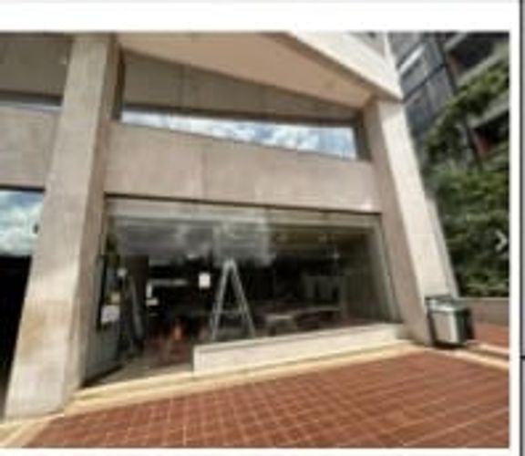 Local en venta en La Florida, Medellín, 278 m² · foto 2 de 9