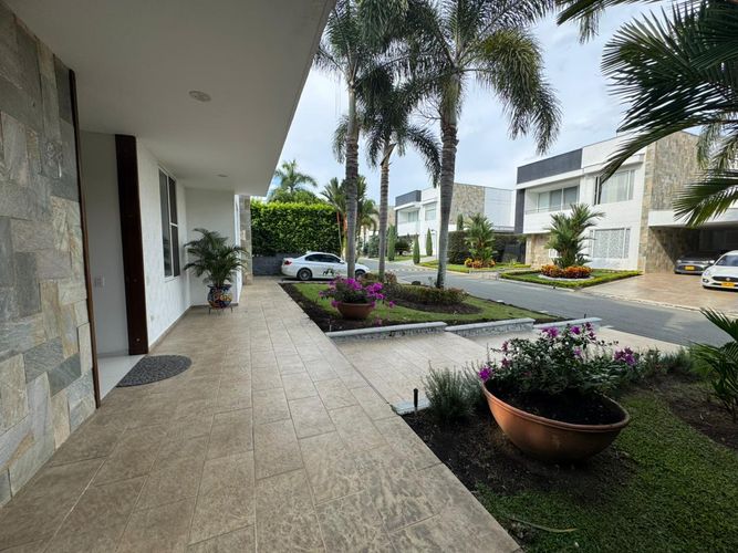 Casa de 4 alcobas en venta en Pance, Cali, 400 m² · foto 4 de 23